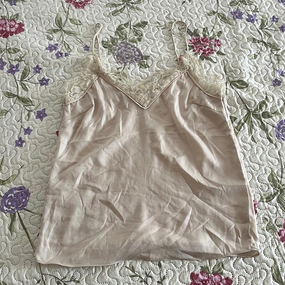 H&M champagne tank